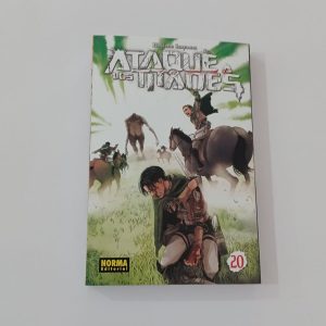 Ataque a los Titanes 20